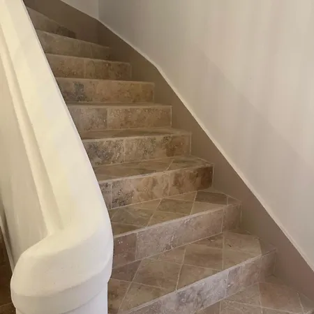 Bastide Des Songes - D'hotes Bed & Breakfast 3*